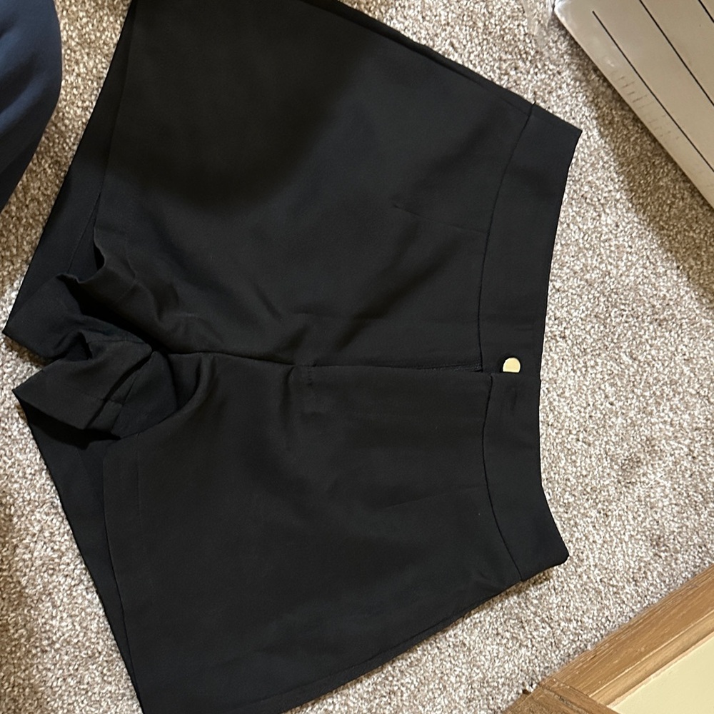 SHEIN Black High Waist Women's Shorts